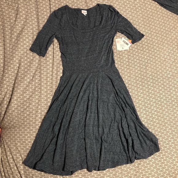 LuLaRoe Dresses & Skirts - NWT LulaRoe Nicole Dress